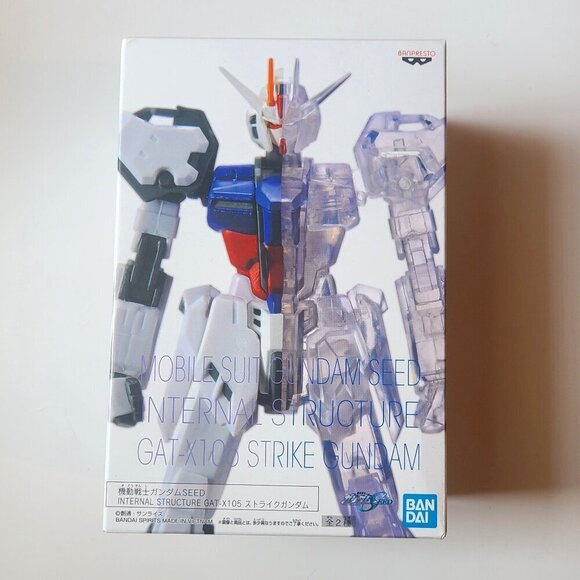 Mobile Suit Gundam Seed Internal Structure GAT-X105 Strike Gundam Figure (Ver.A) - Picture 1 of 3